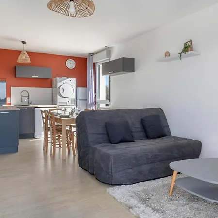 Avec Balcon A 1km De La Mer! Appartement *